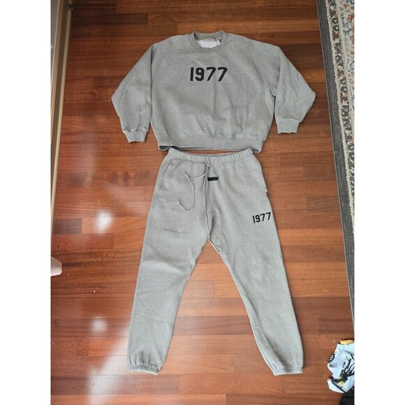 FOG Essentials SS22 1977 Tracksuit - Gray - Size Xl - Picture 3 of 9